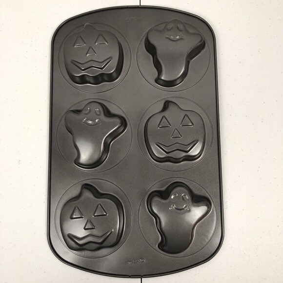 Wilton Halloween Ghosts & Pumpkins Non-Stick Mini Cake Muffin Brownie Jello Mold - Picture 1 of 9